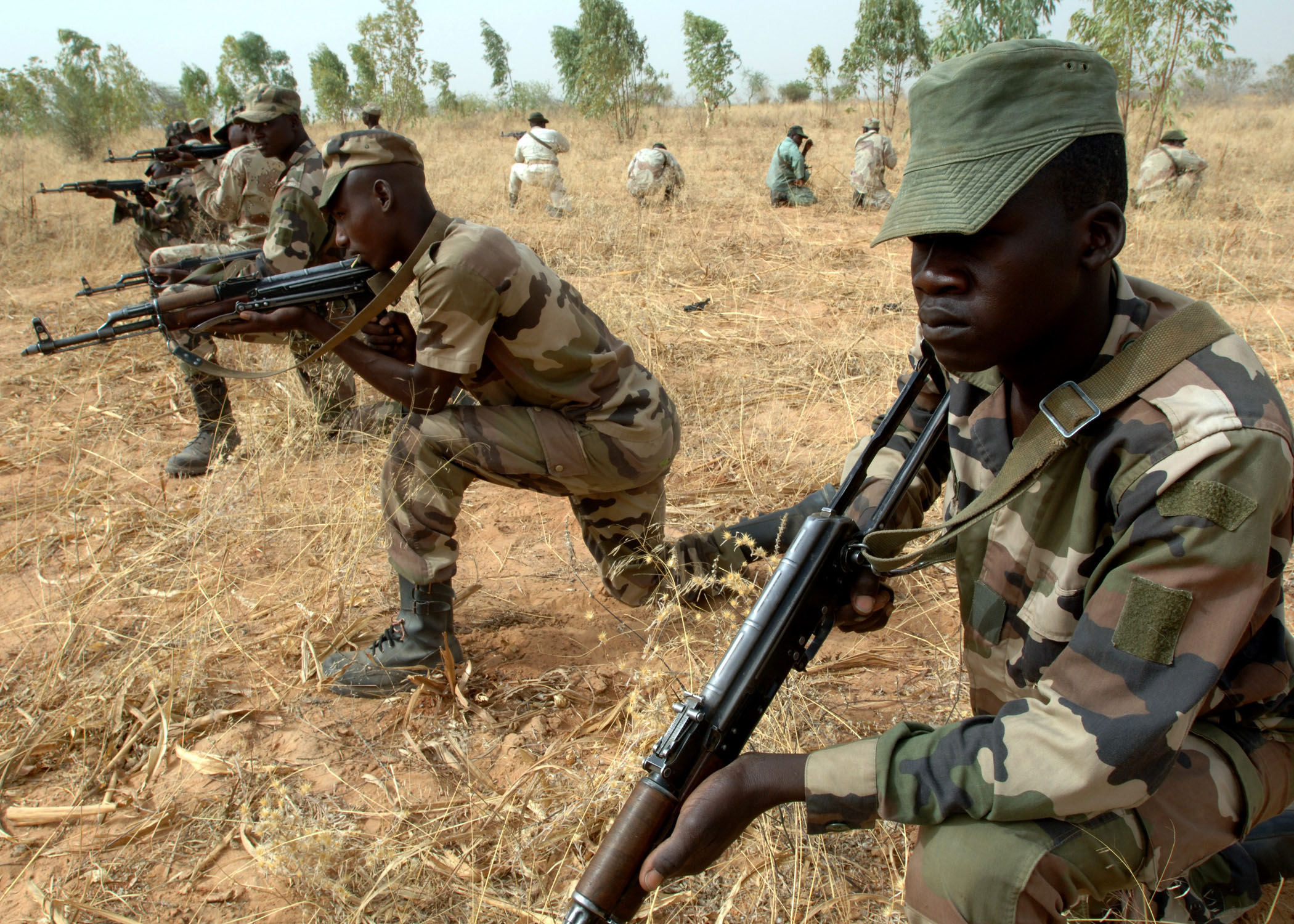 Nigerien soldiers during a field training exercise near Maradi